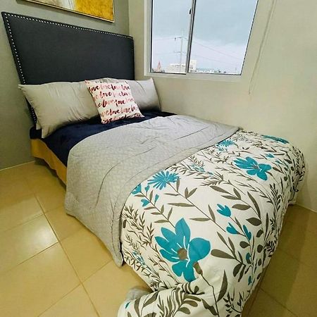 Lovely 2 Bedroom Condo Unit Iloilo Exterior foto